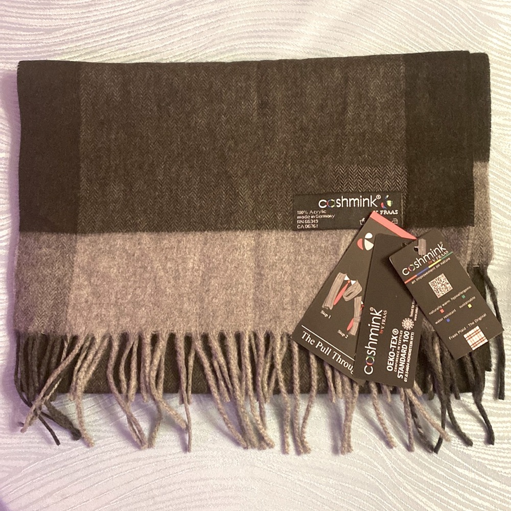 NWT men’s gray and black Cashmink scarf made in Germany